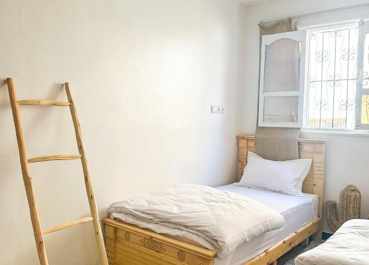 Single Bed - Cozy Dormitory - Surf Territory Agadir Auberge de jeunesse
