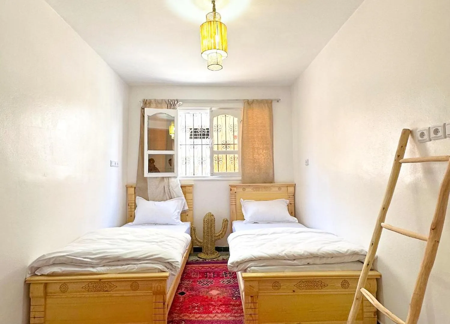 Single Bed - Cozy Dormitory - Surf Territory Agadir
